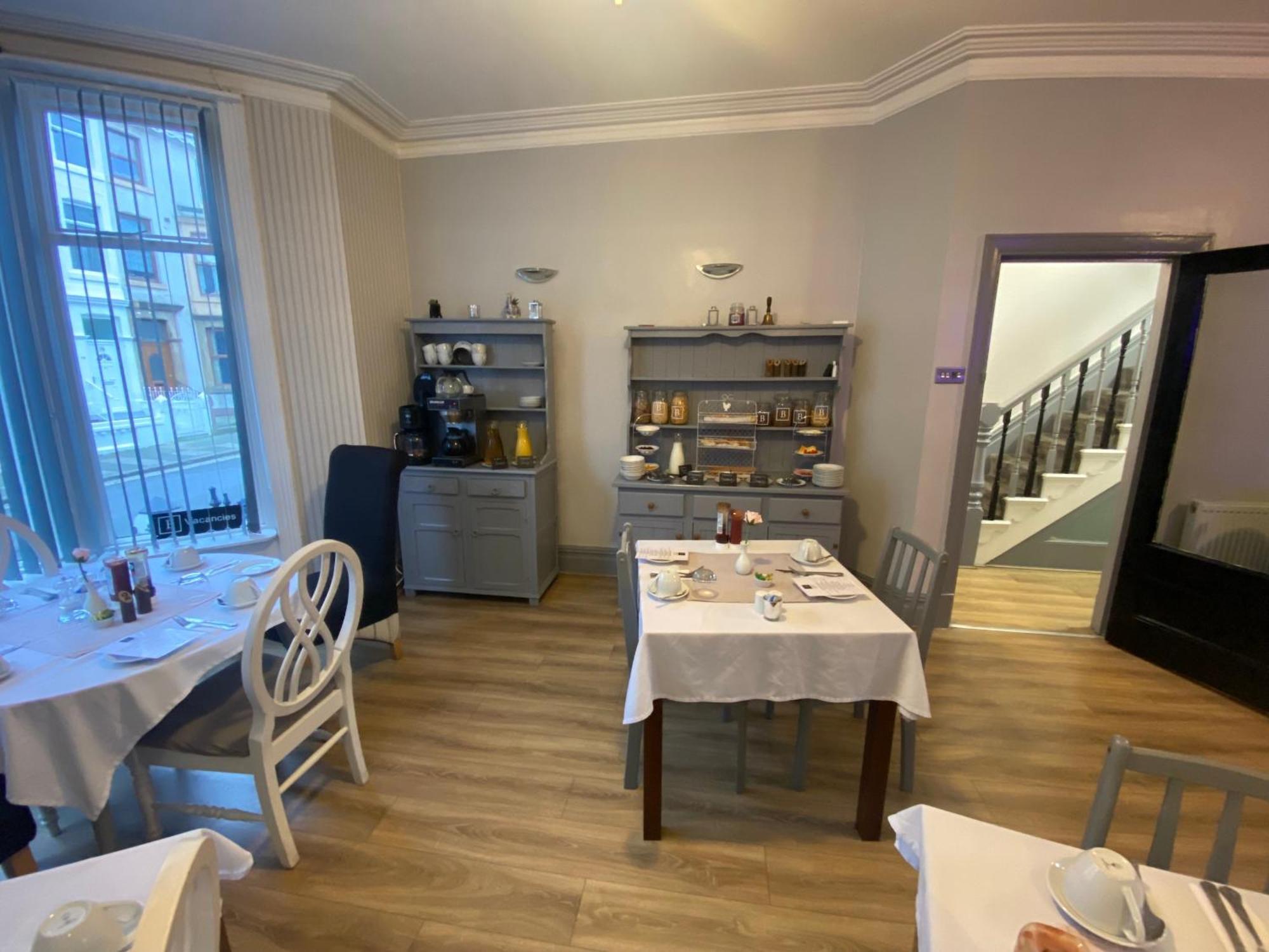 Bradburys Of 4* Блэкпул